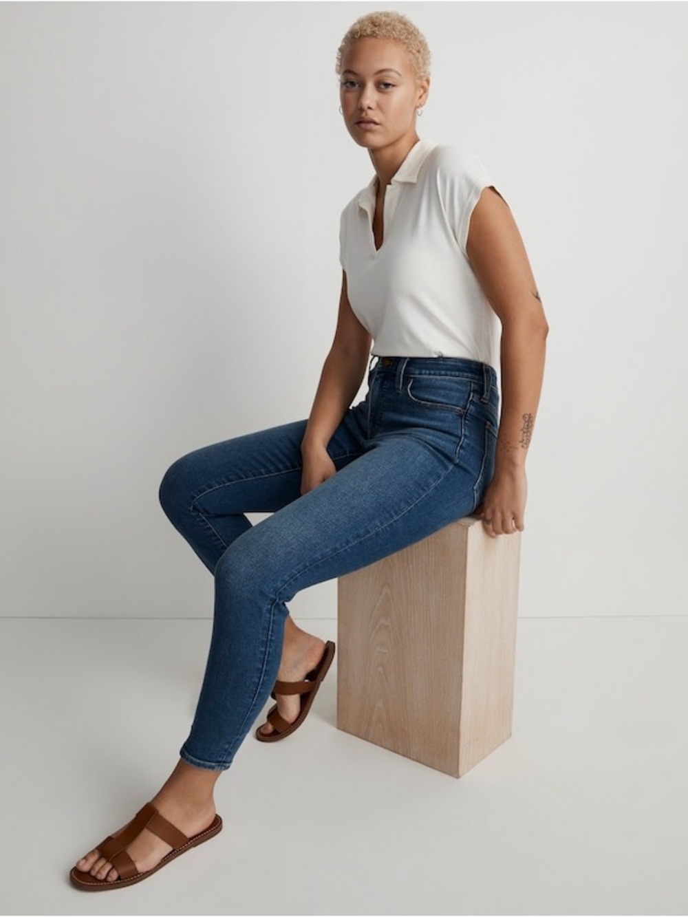 Madewell Petite Curvy Roadtripper Authentic Skinny Jeans in Roselawn Wash